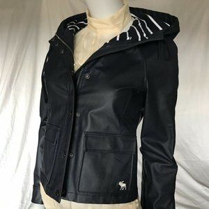 Abercrombie & Fitch Navy Blue Cropped Rain Coat, S